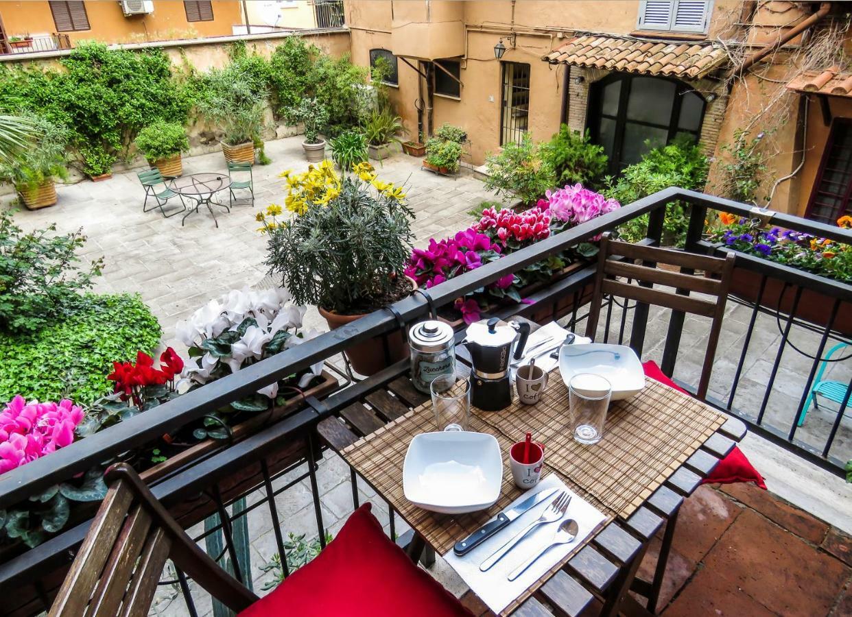 Casa Del Moro - Romantic Loft In Trastevere ภายนอก รูปภาพ