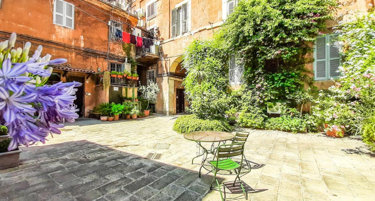 Casa Del Moro - Romantic Loft In Trastevere ภายนอก รูปภาพ